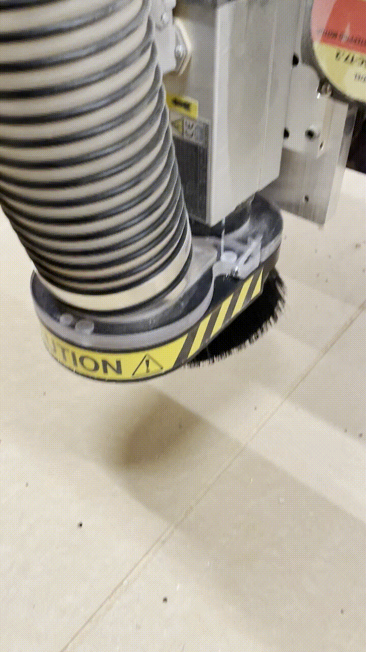 vacuum brush